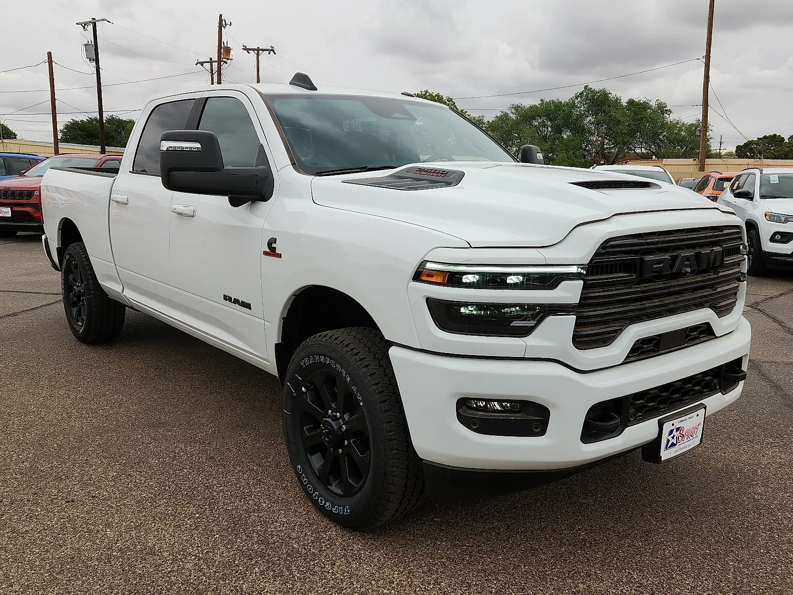 New 2026 PW7 Bright Whit Ram LARAMIE CREW CAB 4X4 6