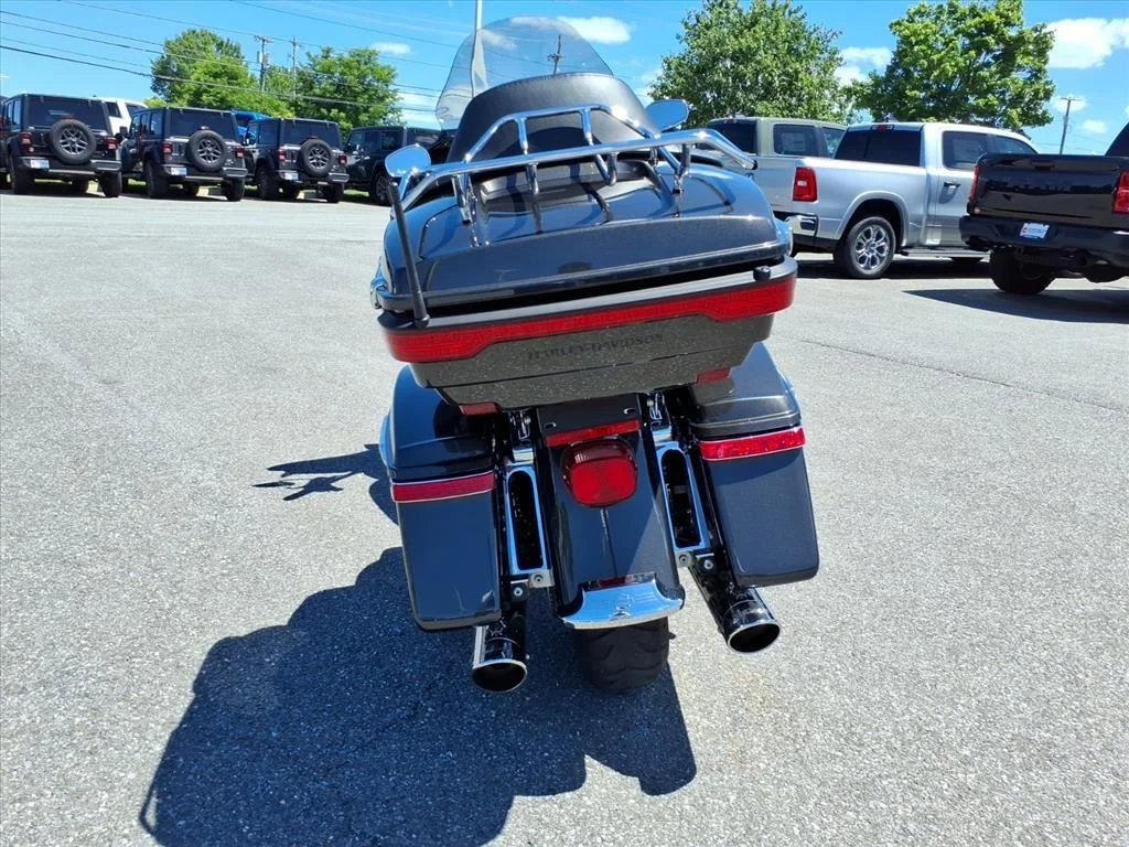 Used 2019 BLACK HARLEY Cruiser image 4