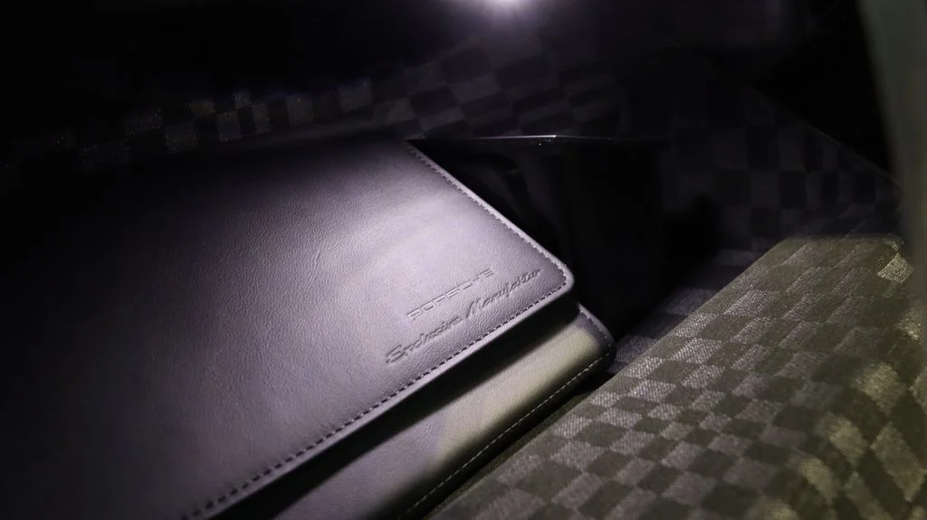 2026 Porsche 911 - Photo 27