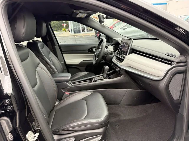 Used 2023 Black Jeep Limited image 26