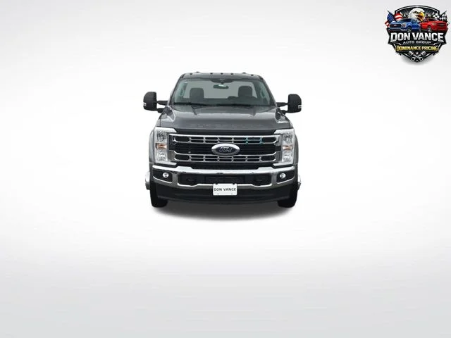 New 2026 Carbonized Gray Metallic Ford F-450® XLT image 8