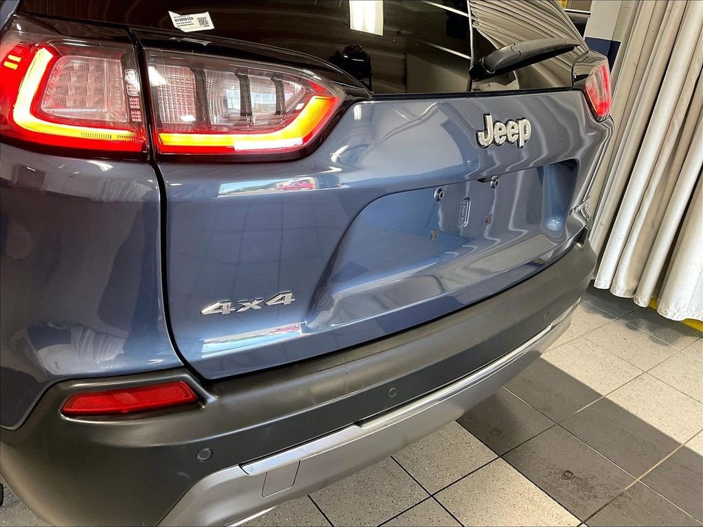 Used 2020 Blue Jeep Limited image 29