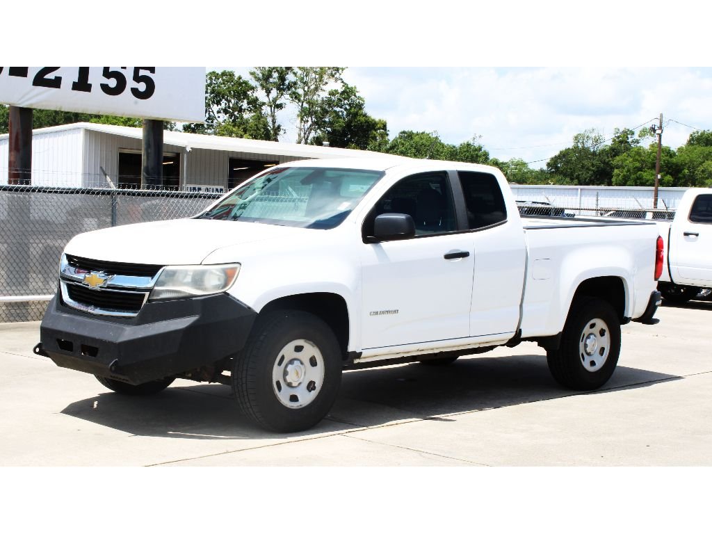 Used 2015 Summit White Chevrolet 2WD WT image 2