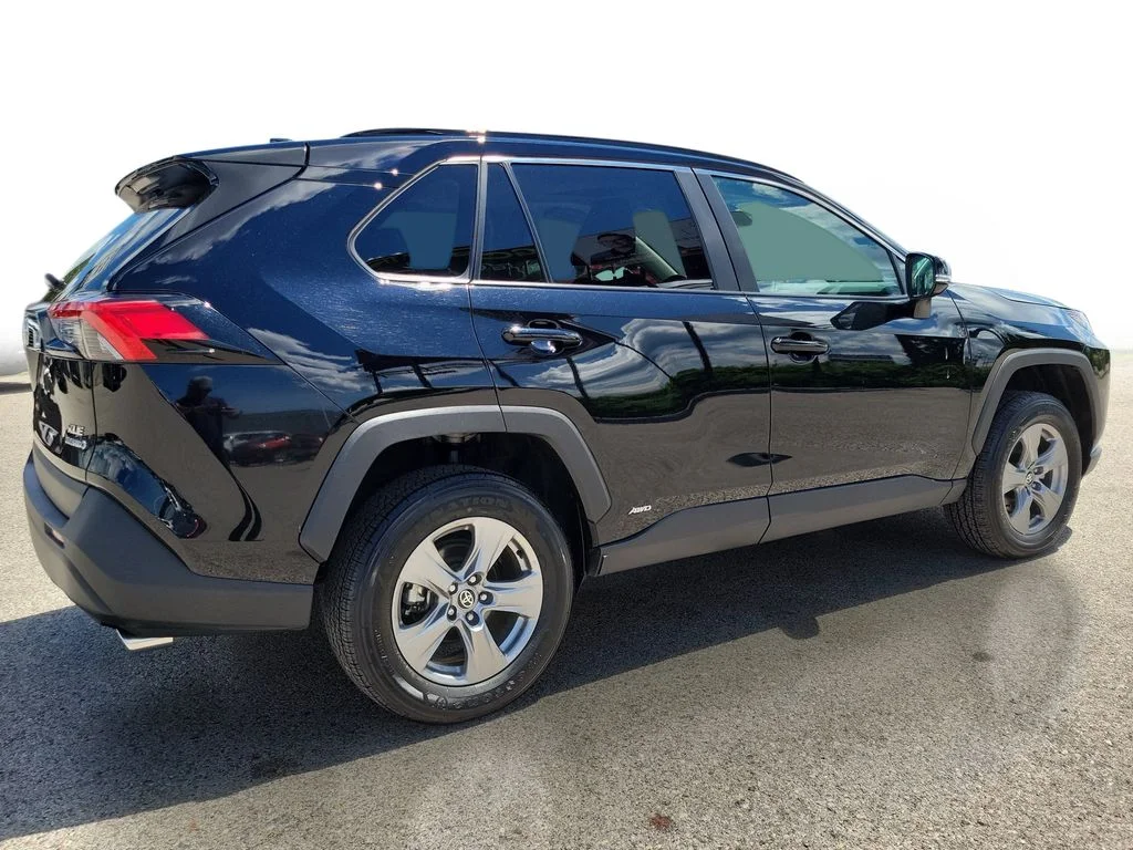 Used 2024 Black Toyota XLE image 4