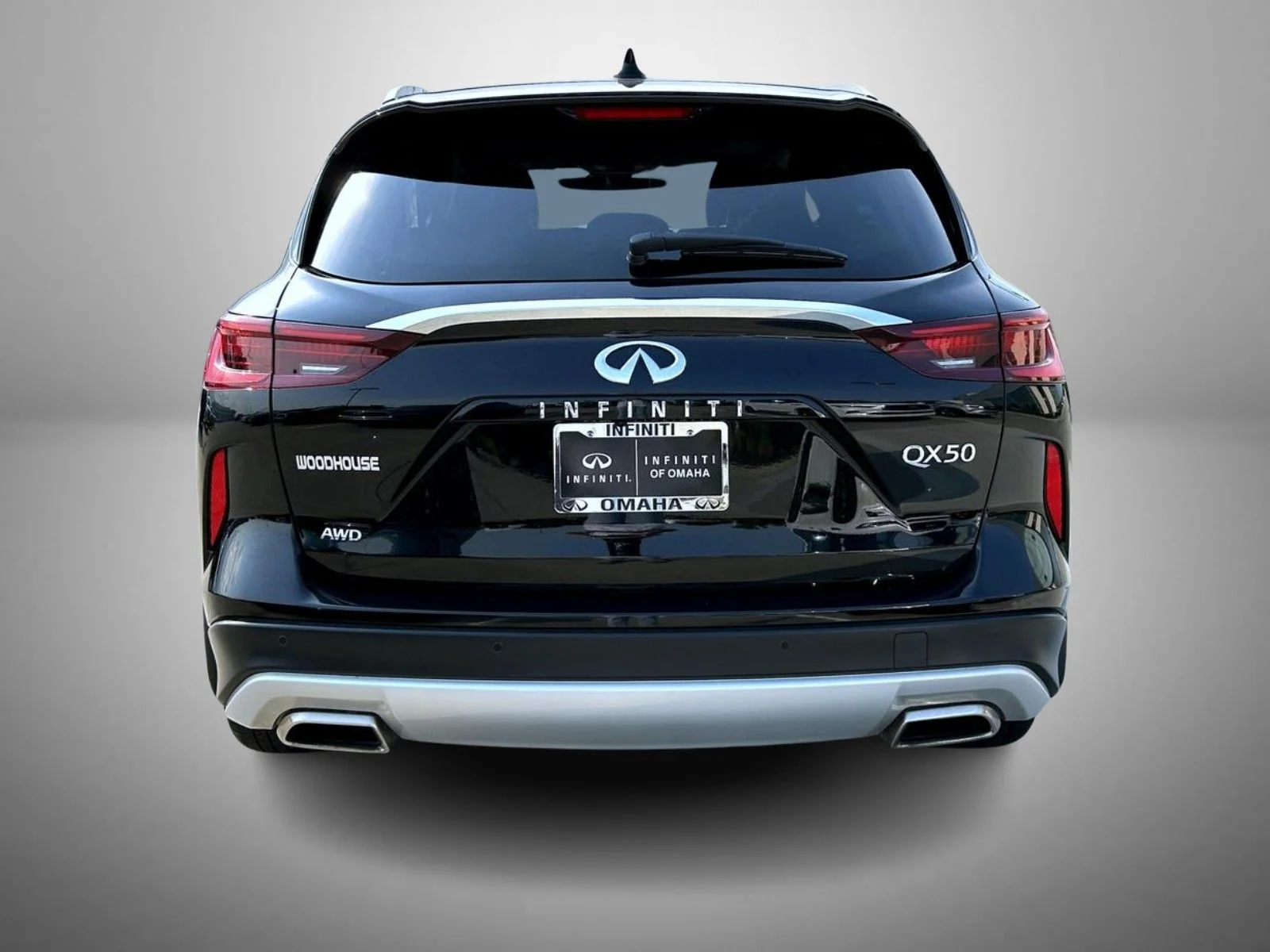 Certified Used 2025 Black INFINITI LUXE image 6