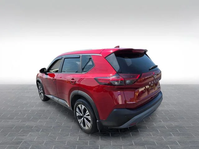 Used 2023 Red Nissan SV image 5