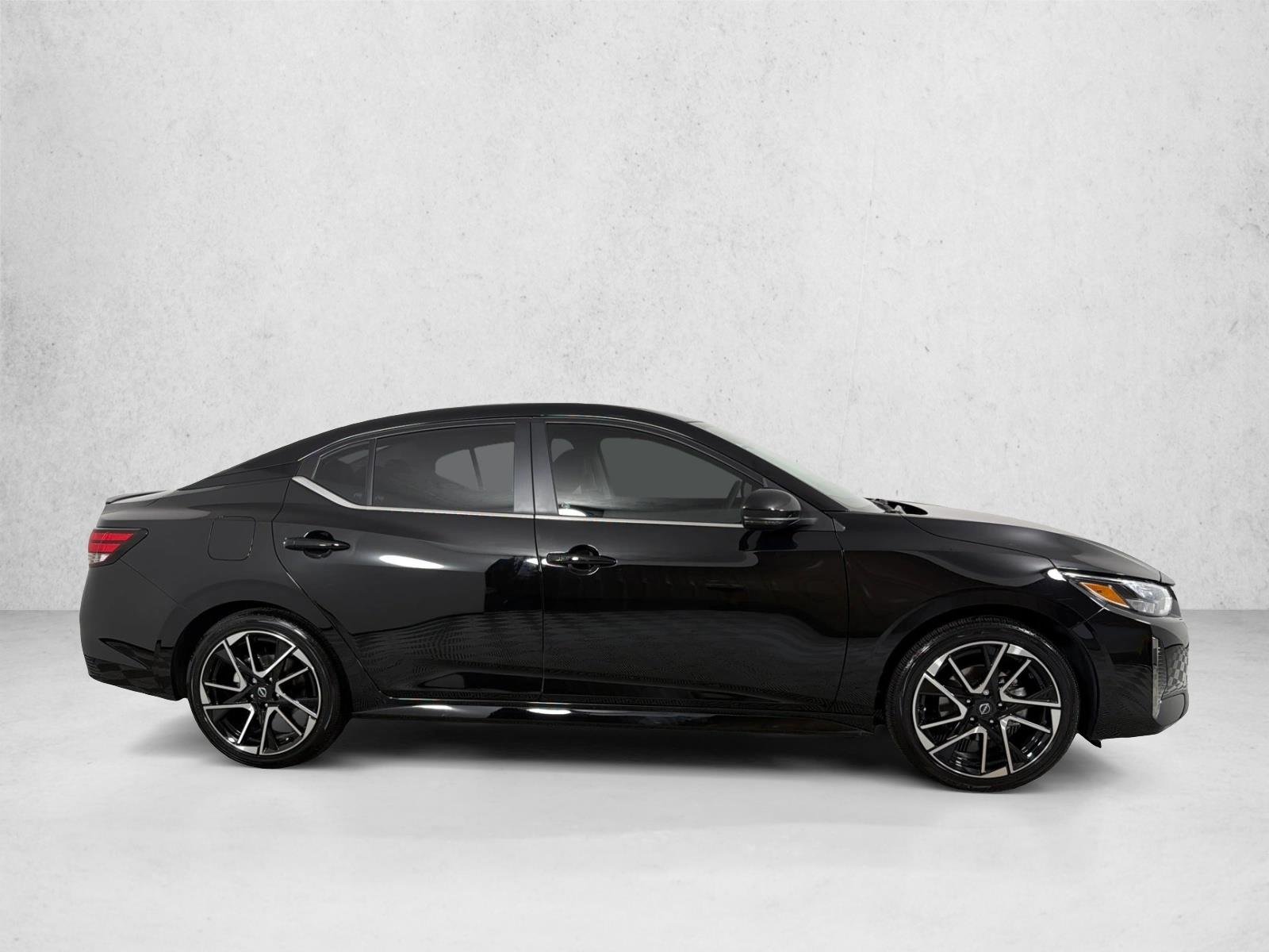 Used 2025 Super Black Nissan SR image 2