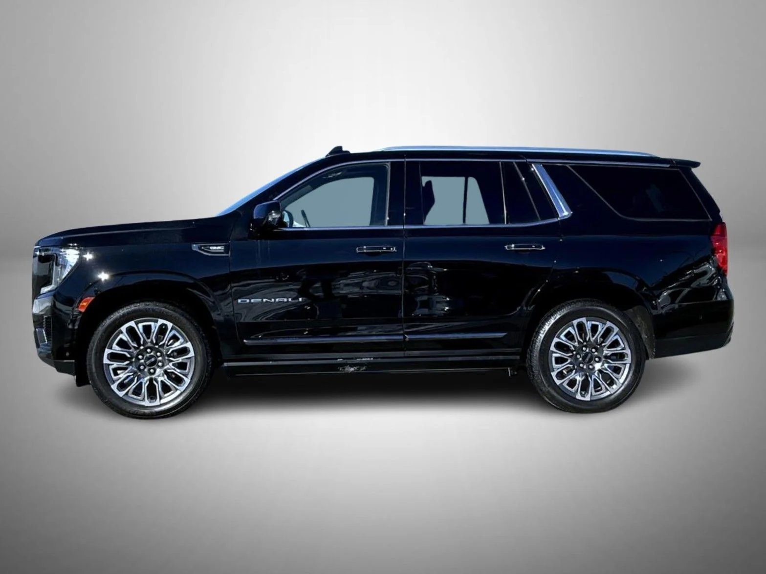 Used 2023 Black GMC Denali Ultimate image 8
