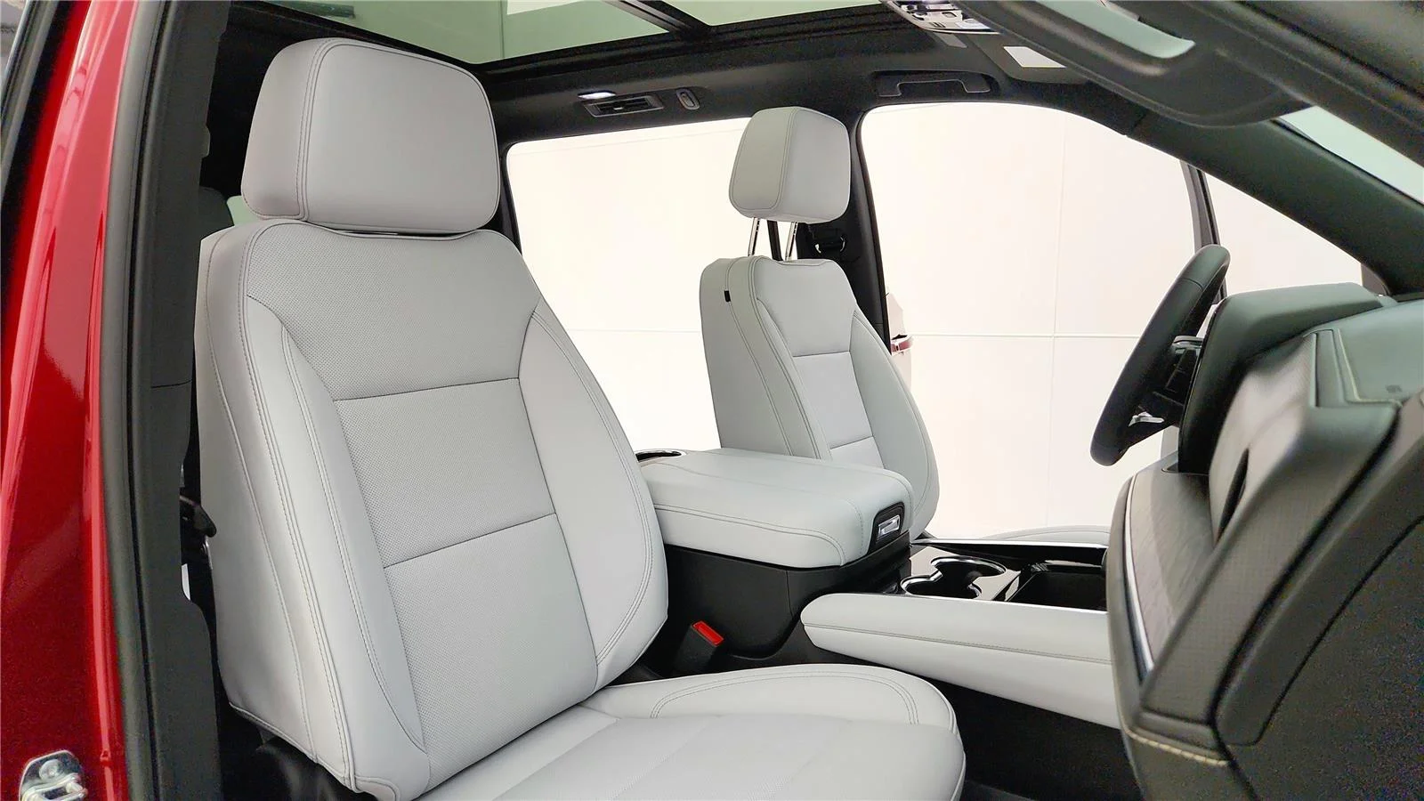 2026 Chevrolet Suburban Premier - Photo 40