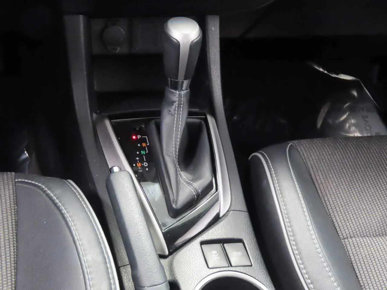 Used 2016 Classic Silver Metallic Toyota S Plus image 11
