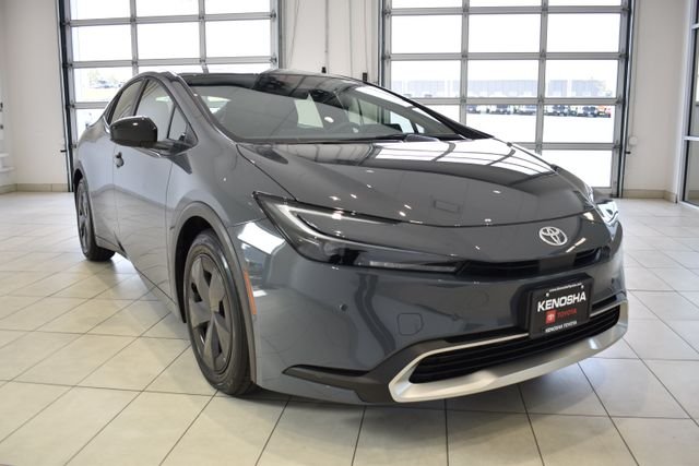 2024 Toyota Prius Prime SE's photo