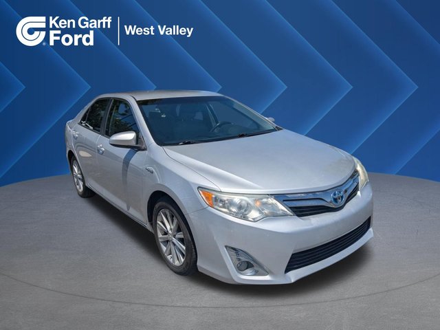 2013 Toyota Camry Hybrid LE