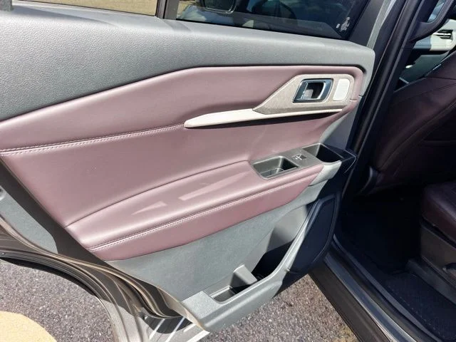 New 2026 Carbonized Gray Metallic Ford Platinum™ image 20