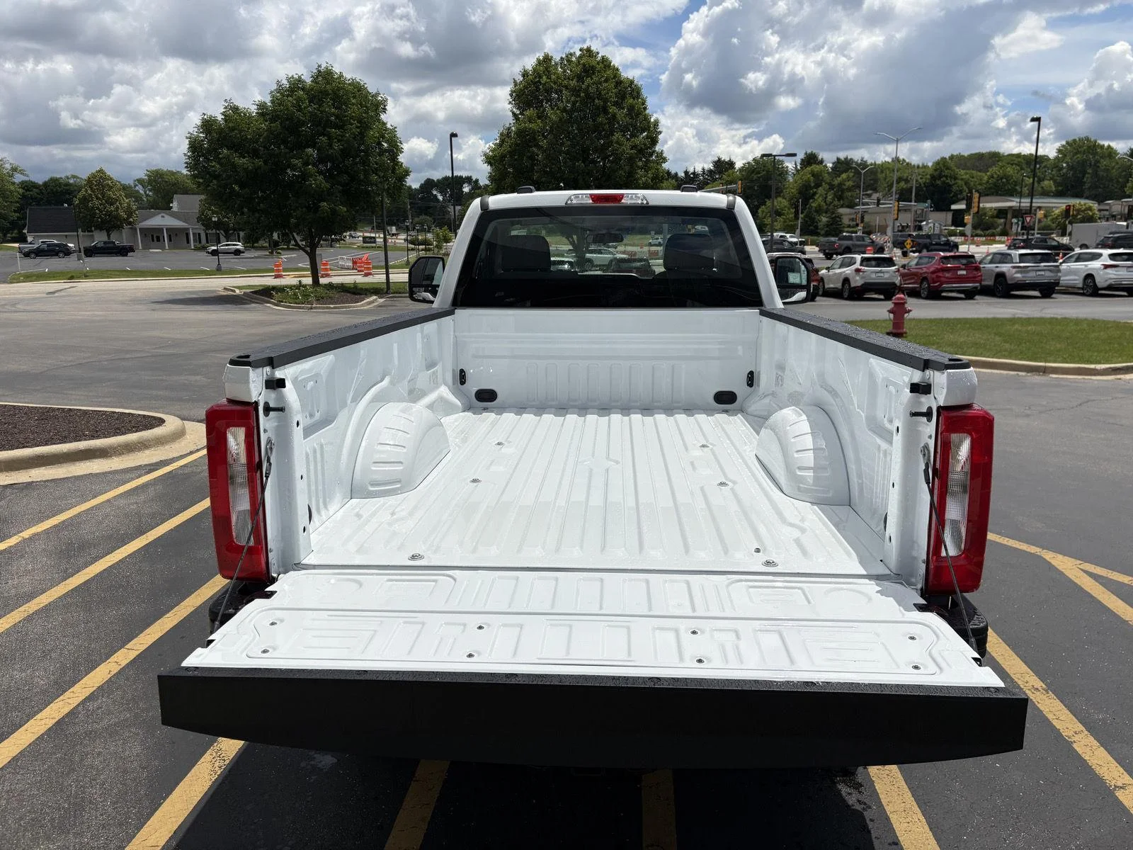 New 2026 Oxford White Ford F-250® XL image 7