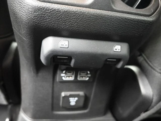 Used 2023 Black Jeep Mojave image 18