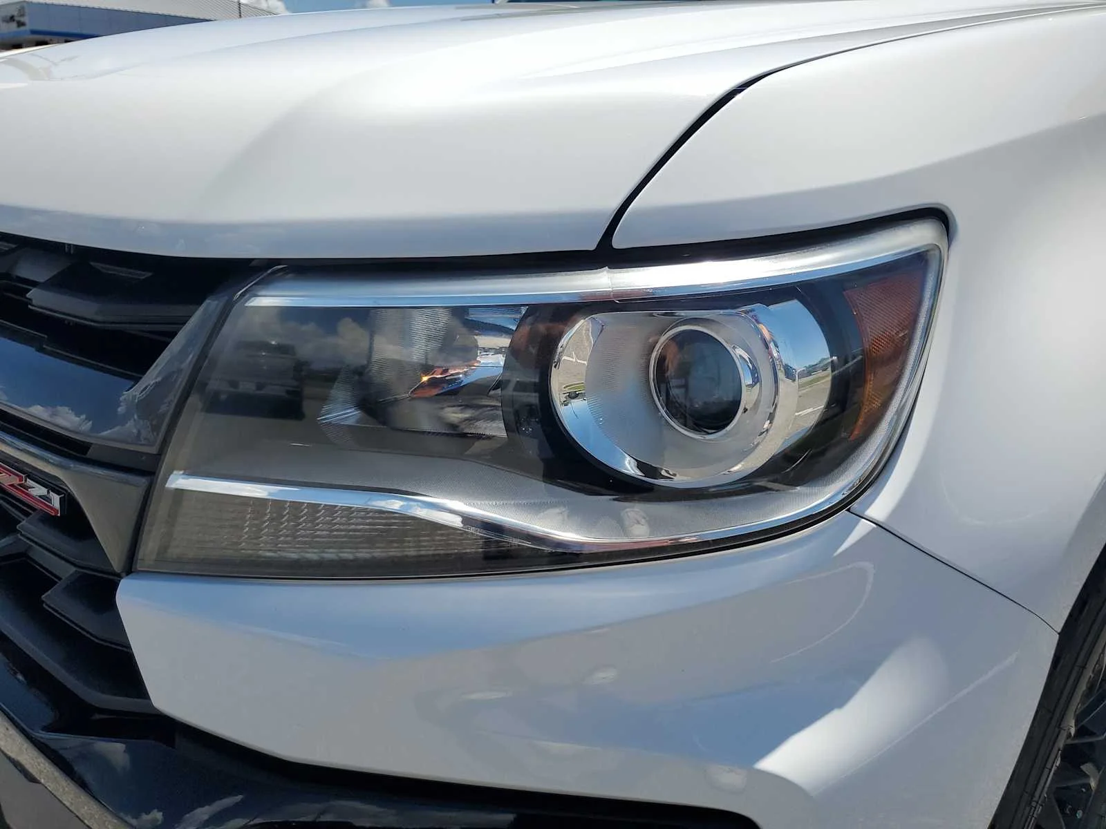 Used 2021 SUMMIT WHITE Chevrolet 4WD Z71 image 13