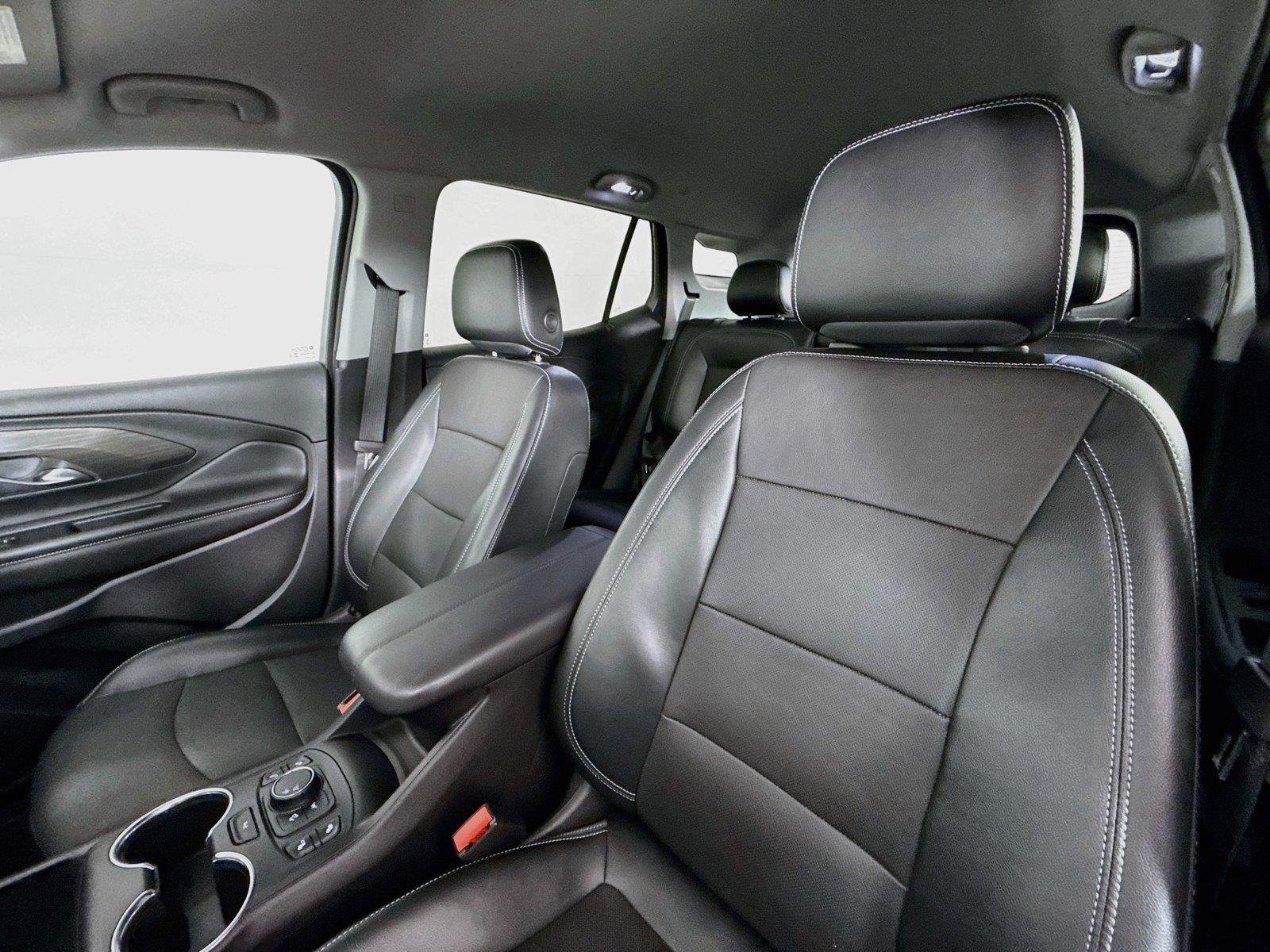 Used 2023 Summit White GMC SLT image 3