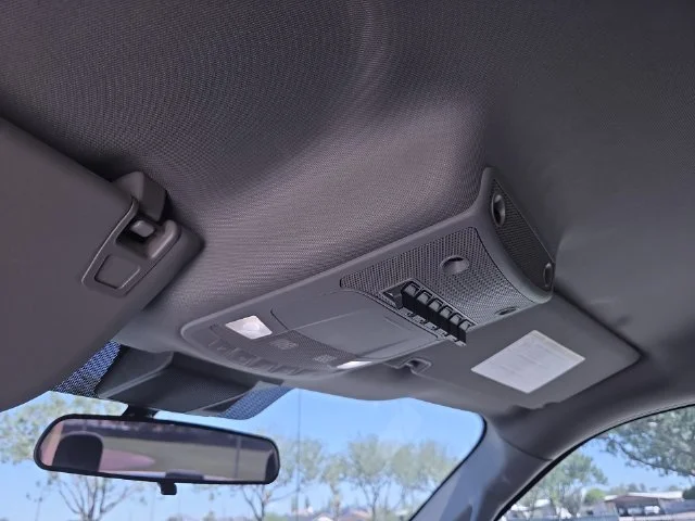Used 2020 White Ford XL image 17