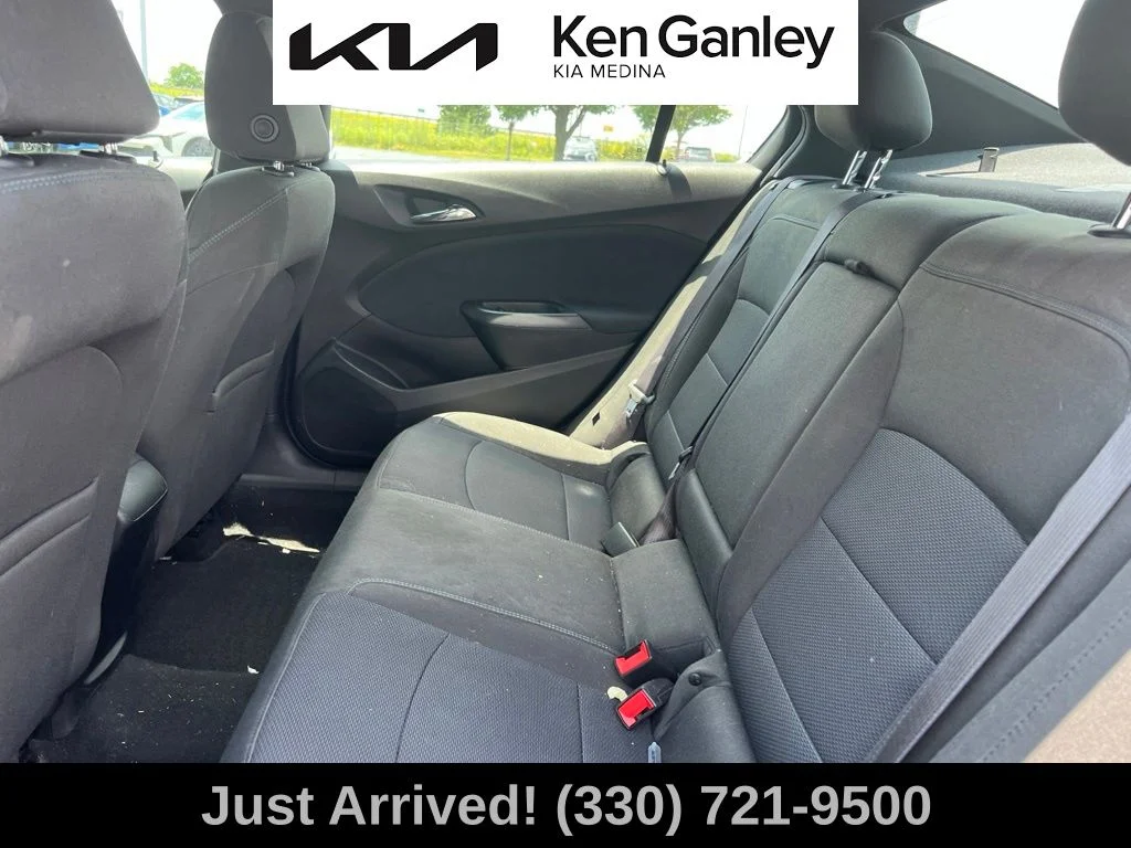 Used 2016 Black Chevrolet LT image 10