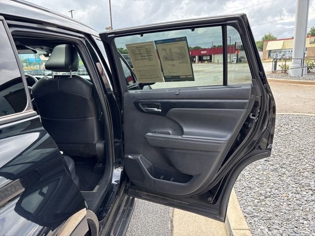 Used 2021 Midnight Black Metallic Toyota XSE image 22