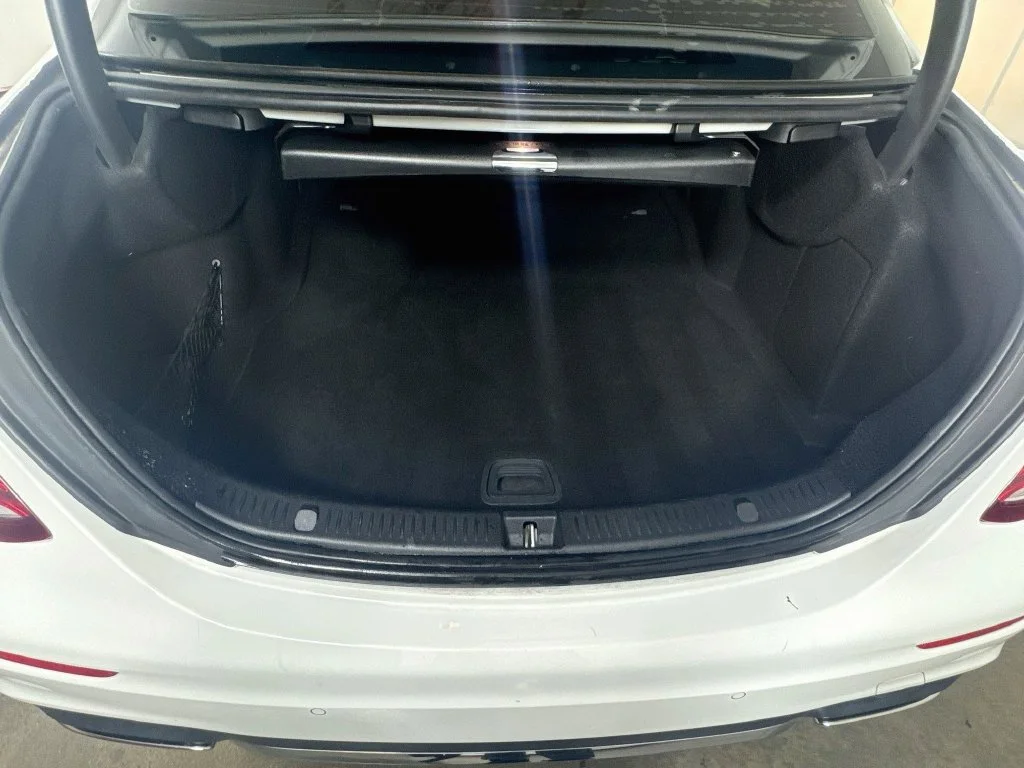 Used 2018 White Mercedes-Benz E 300 image 30