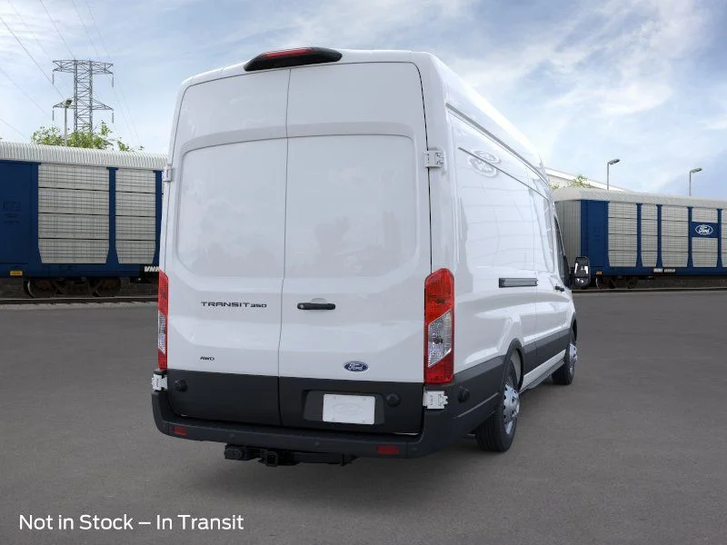 New 2026 Oxford White Ford Base image 8