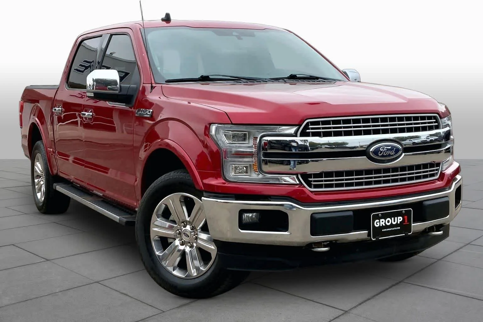 Used 2020 Rapid Red Metallic Tinted Clearcoat Ford LARIAT image 3