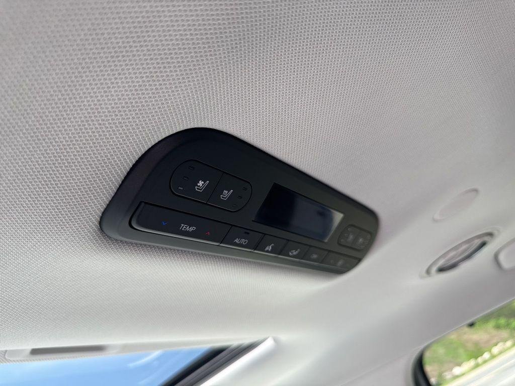 New 2026 Silver Hyundai SEL Premium AWD image 26
