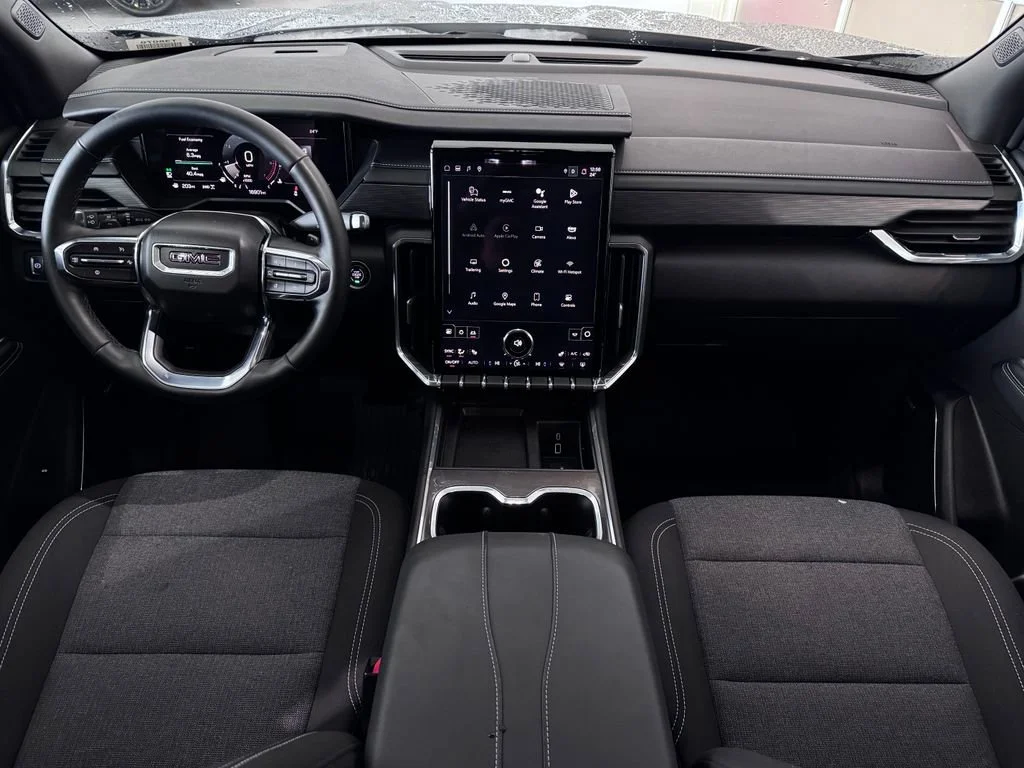 Used 2025 Sterling Metallic GMC Elevation image 13
