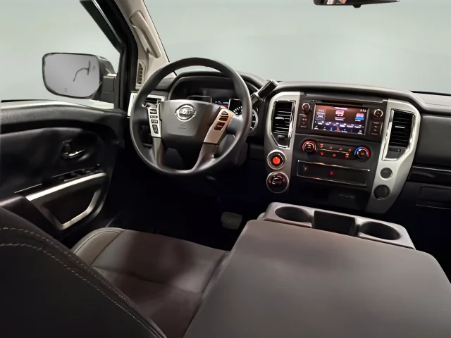 Used 2019 Silver Nissan SV image 26