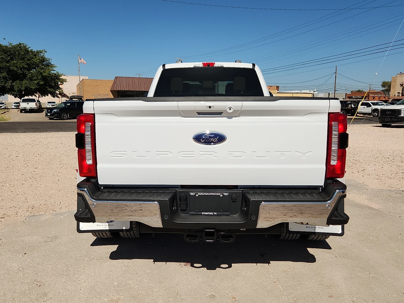 New 2026 Oxford White Ford Lariat image 6