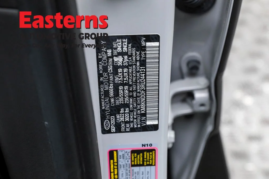 Used 2024 Gray Hyundai SEL image 31