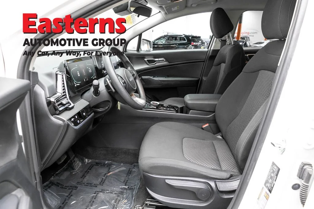 Used 2023 White Kia LX image 13