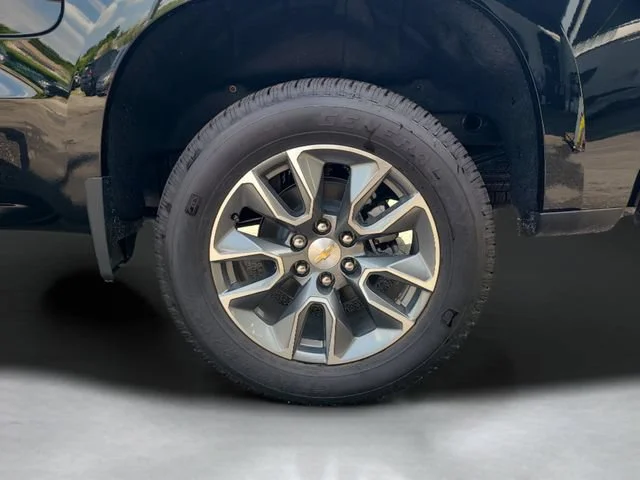 New 2026 Black Chevrolet LT image 34