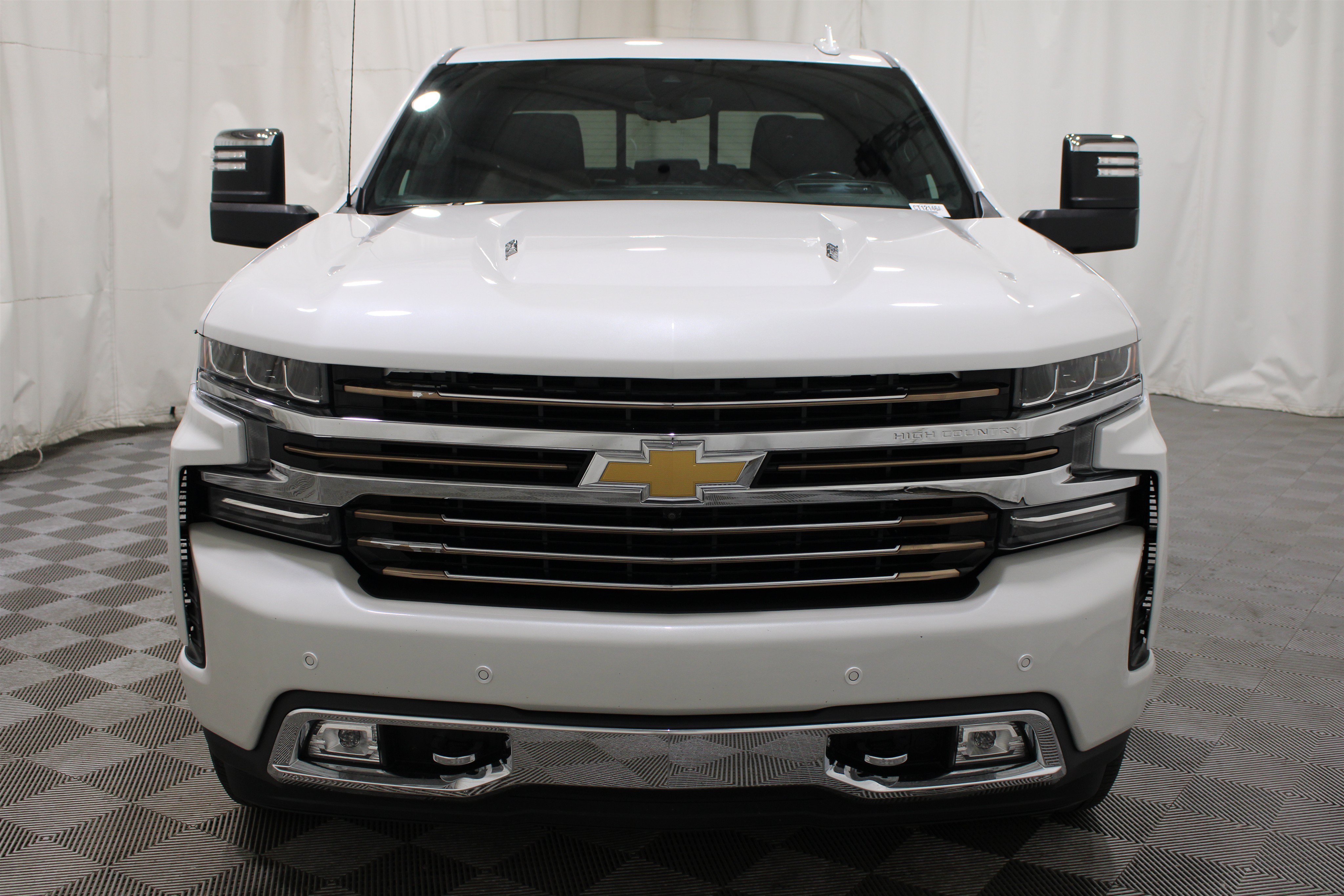 Used 2020 Iridescent Pearl Tricoat Chevrolet High Country image 35