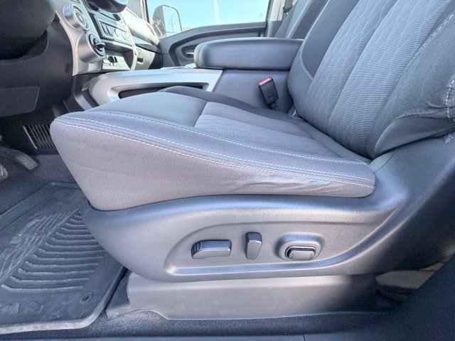 2021 Nissan Titan SV - Photo 24