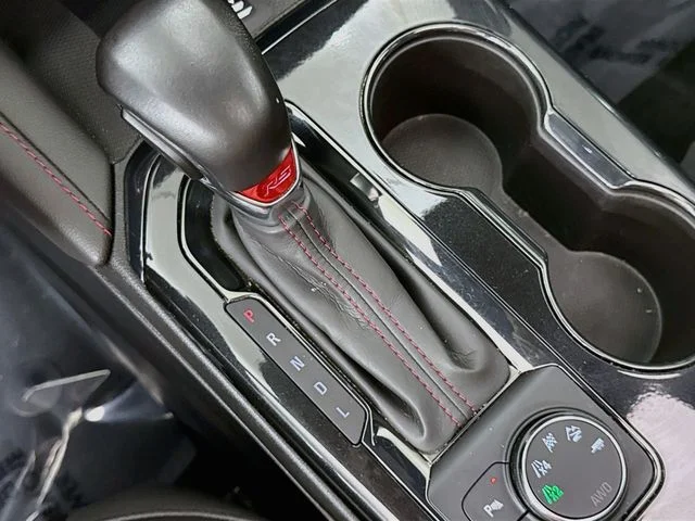 Used 2022 Black Chevrolet RS image 18