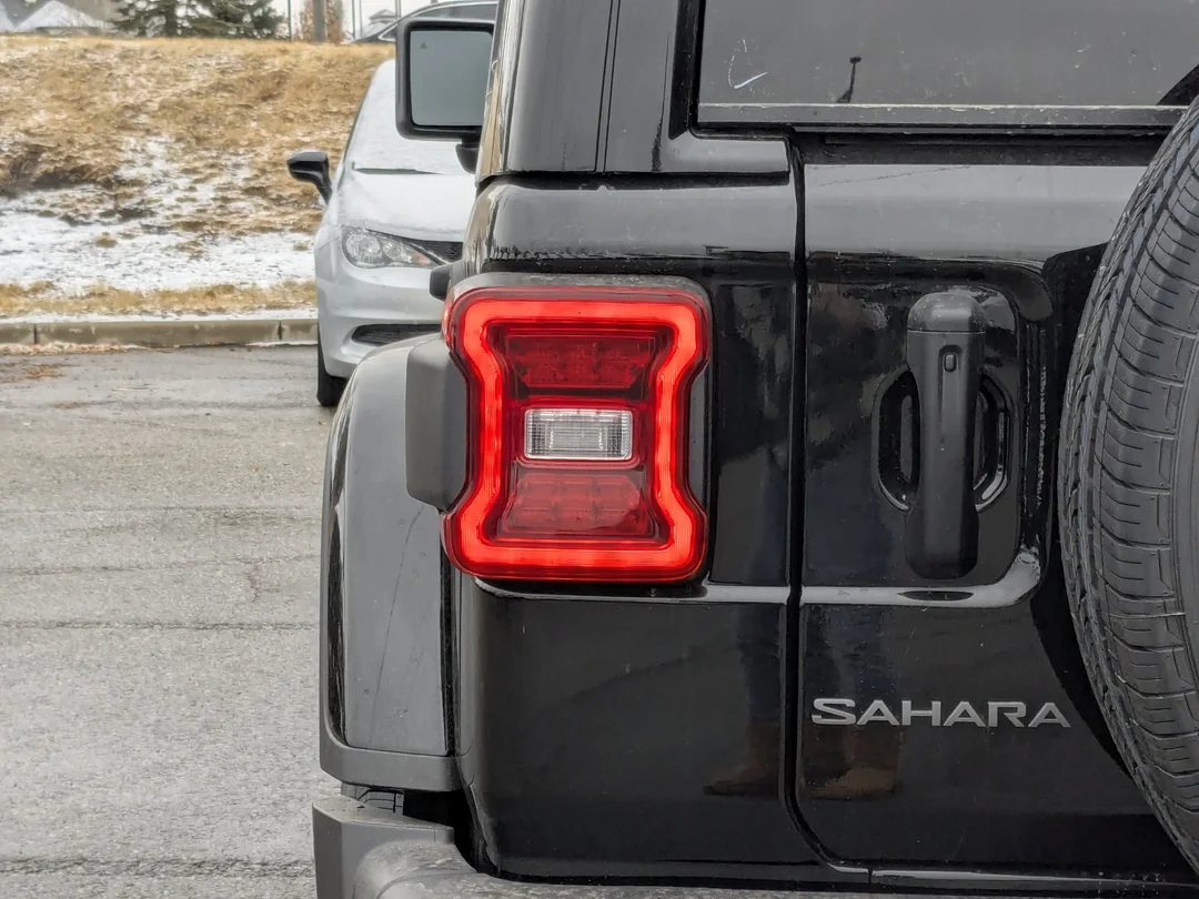 New 2026 Black Jeep Sahara - - 4x4 - Body- Color Top - Safety Group - 3.6L Pentastar V6 - Remote Start & More! image 11