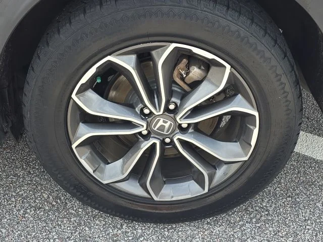 Used 2021  Honda EX image 10