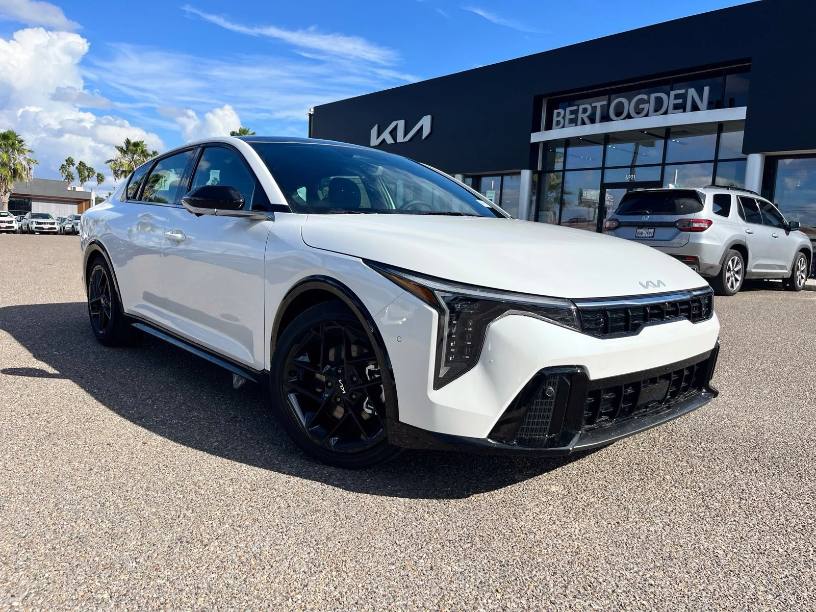 New 2026 White Kia GT-Line Turbo image 1