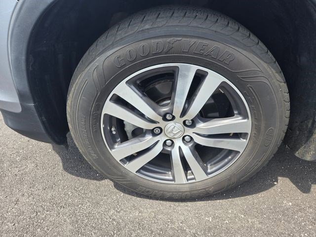 Used 2017 Lunar Silver Metallic Honda EX-L image 5