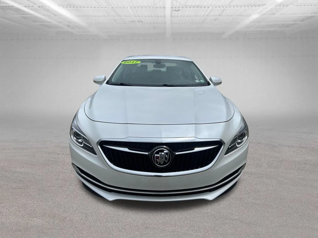 Used 2017 White Buick Essence image 9