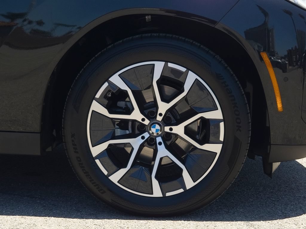 Used 2026 Black Sapphire Metallic BMW 30 xDrive image 7
