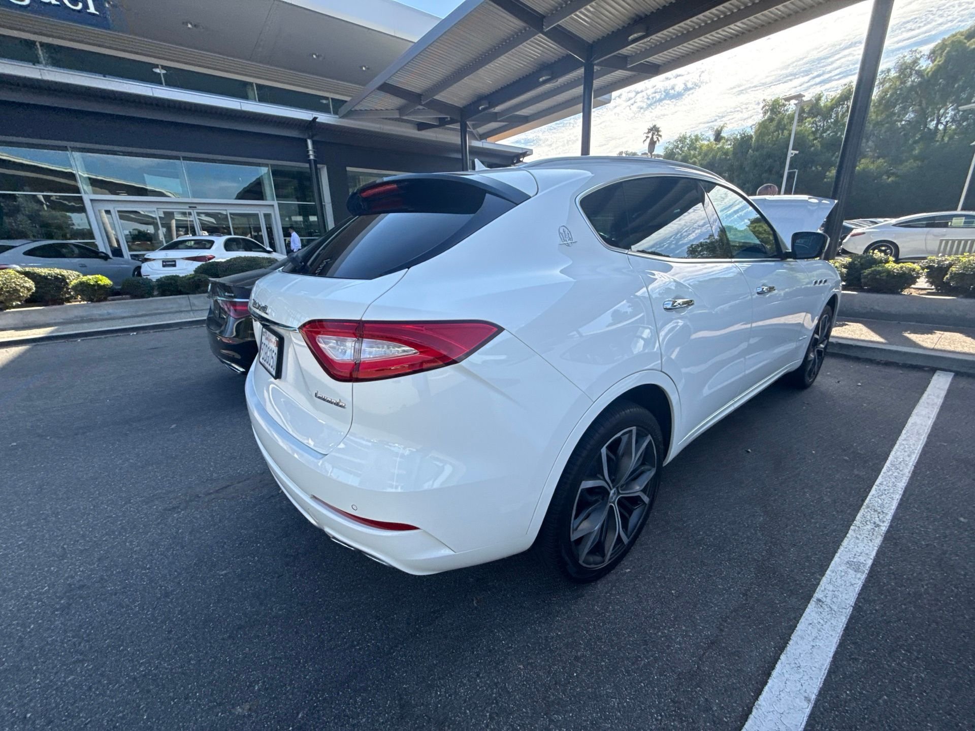 Used 2018  Maserati S GranLusso image 5