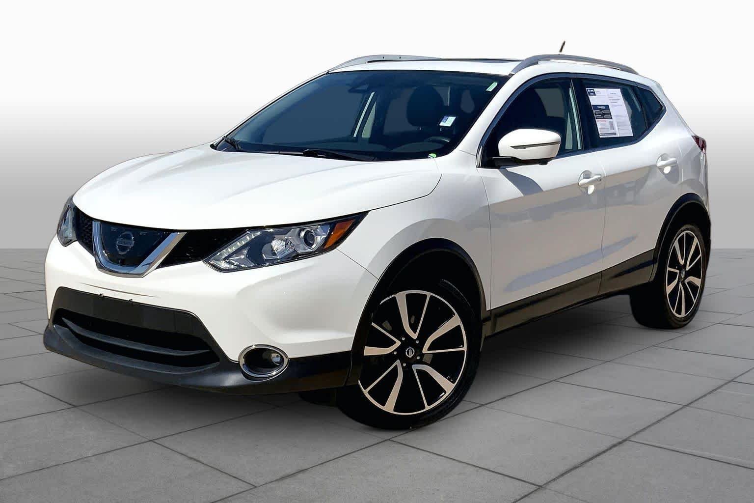 Pre-Owned 2017 Nissan Rogue Sport SL