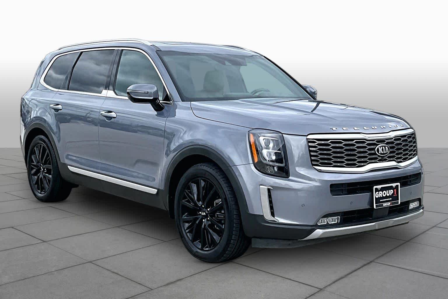 Used 2021 Everlasting Silver Kia SX image 3