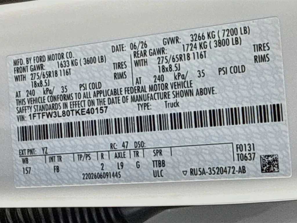 New 2026 Oxford White Ford XLT image 32