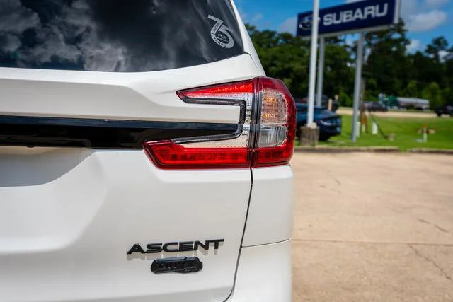 New 2026 Crystal White Pearl Subaru Onyx Edition Touring image 17