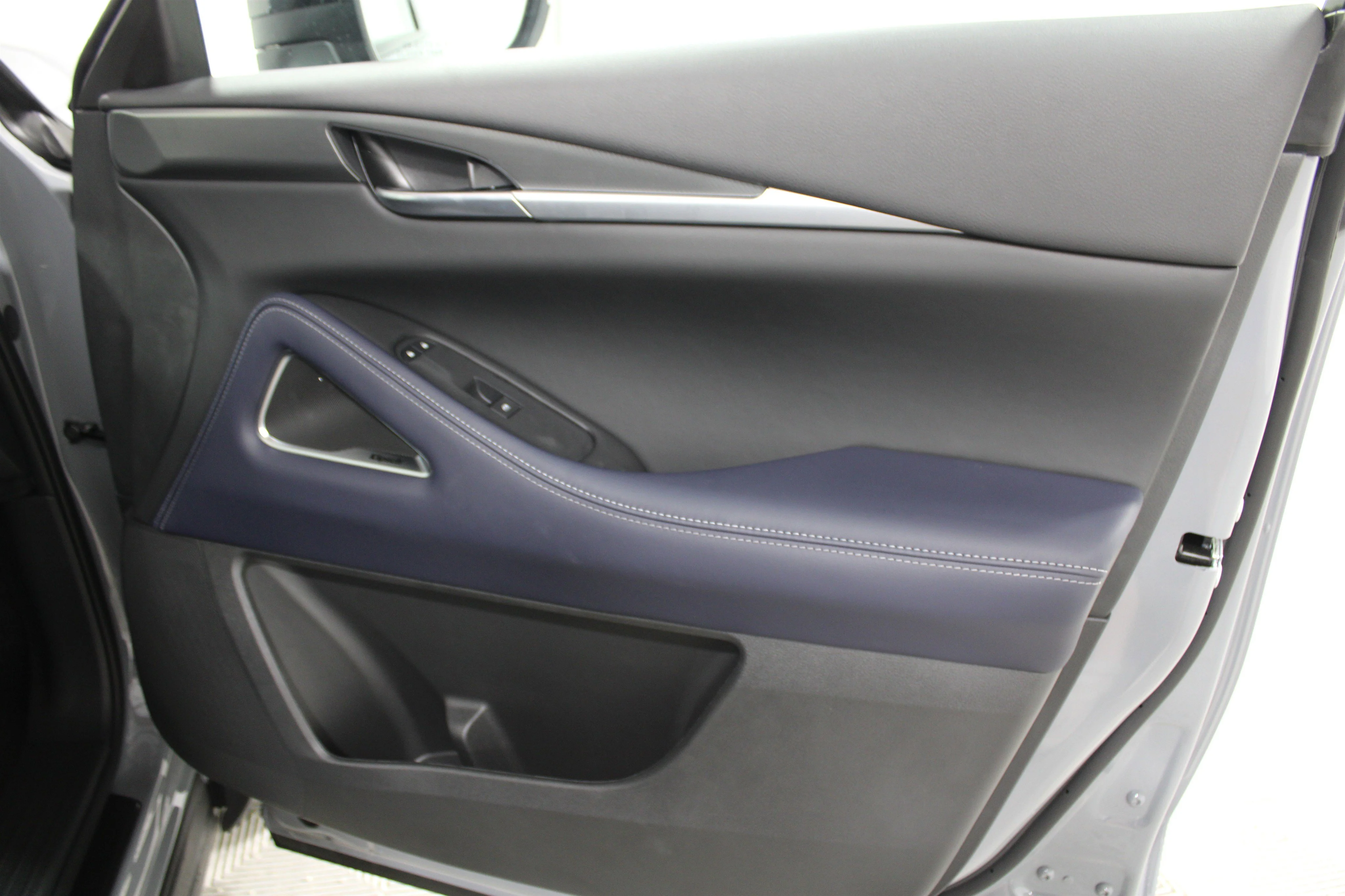 2027 INFINITI QX60 Sport - Photo 28