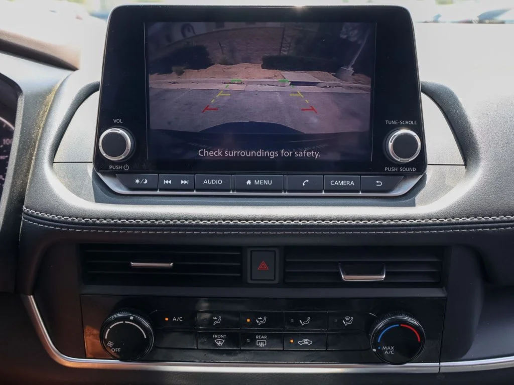 Used 2023 Gray Nissan S image 29